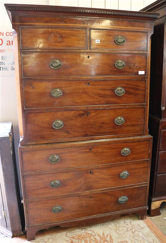 Georgian mahogany chest on chest